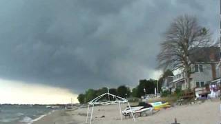 preview picture of video 'Strong Thunderstorm w/ Wall Cloud Over Sarnia Ontario July 24, 2011 w/Rainbow'