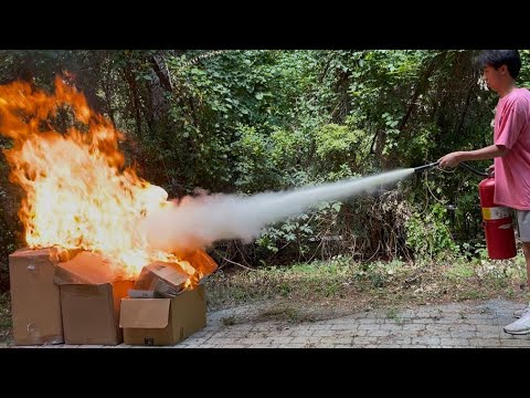 Testing an Amerex 423 20 LB ABC Dry Chemical Fire Extinguisher on a Massive Fire 
