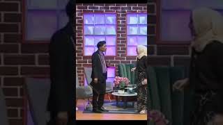 Download lagu Salleh yaakop bagi pickup line..makin tua makin berbisa l Sorotan Sepahtu Reunion Live mp3