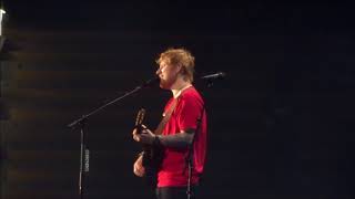 Ed Sheeran - All Of The Stars/Hearts Don&#39;t Break Around Here/Give Me Love medley @ Cape Town Stadium