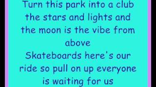 Hannah Montana - We Got The Party With Us (Lyrics)