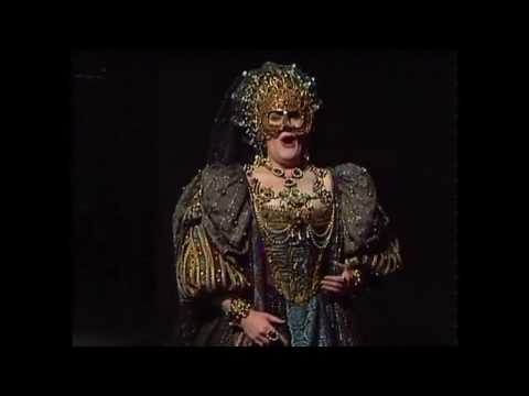 Joan Sutherland   Donizetti  Lucrezia Borgia Sydney 1977 - Prologue (мой русский перевод)