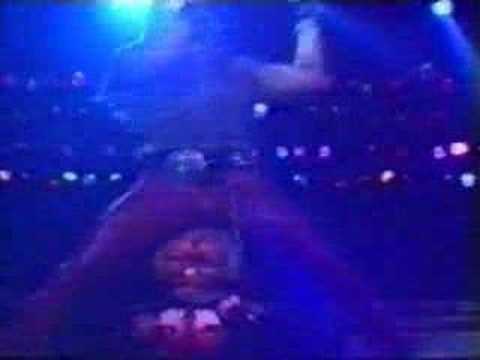 Videoclip de Iron Maiden (Live In Dortmund) — Iron Maiden
