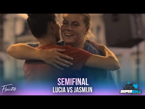 Jasmijn v Lucia - Female Semi-Final | Super Ball 2016