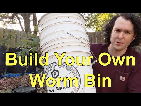 Easy DIY Worm Bin Vermicomposting: Affordable Upcycled 5-Gallon