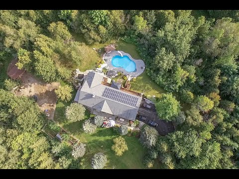 Caledon Country Home, Caledon, ON - Sotheby's International Realty Canada