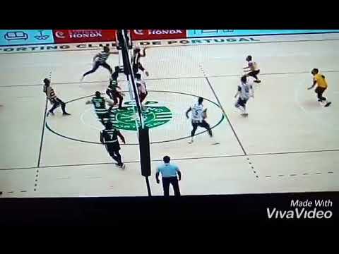 VOLEIBOL: SPORTING CP 3-2 SC ESPINHO