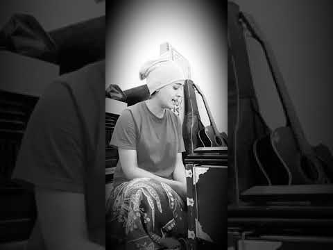 Priya Tomar Aapke Dil Mai Thodi Si Jagah