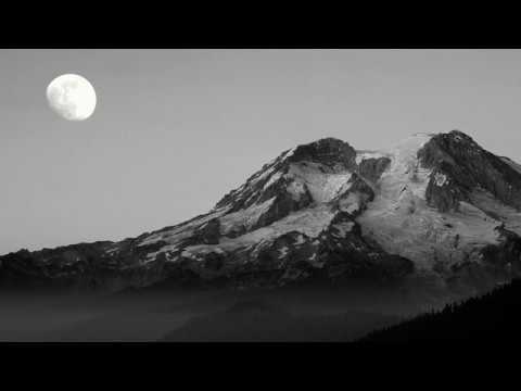 Juan Sapia: Lonely Mountain (Original Mix)
