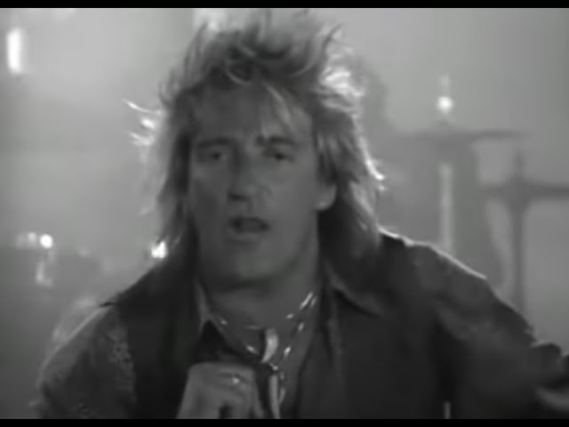  Crazy About Her  - Rod Stewart