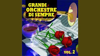 Red Roses for a Blue Lady