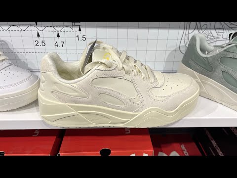 Under Armour Court Anatomix Suede (Stone/ Ivory Dune) - Style Code: 6000063-279