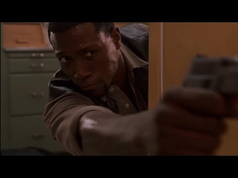 Secret Service Shootout Scene ( Murder at 1600 )
