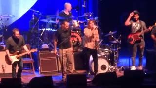 BEN HARPER sings "UNDER PRESSURE" @ ACCORHOTELS ARENA BERCY - 14 OCTOBRE 2016