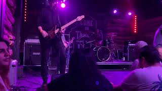 Evergreen Terrace - Funeral Grade Flowers (live)