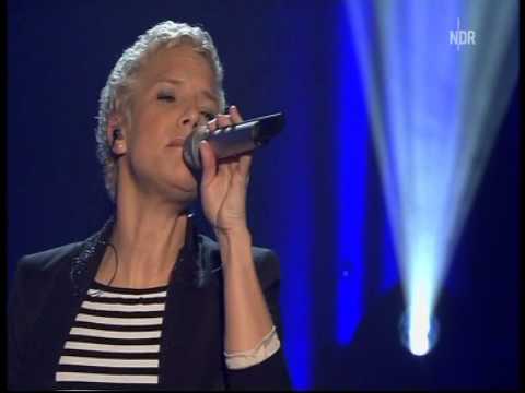 Ina Müller - De Wind vun Hamburg (live)