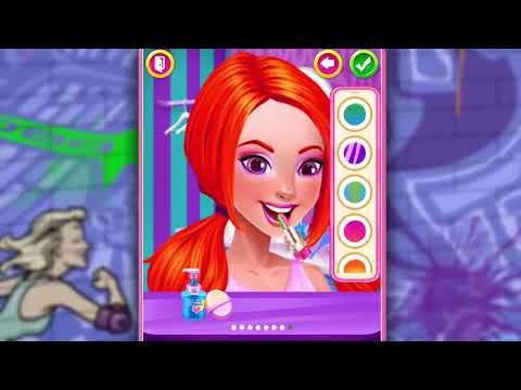 Roller Skating Girl - Street D Video