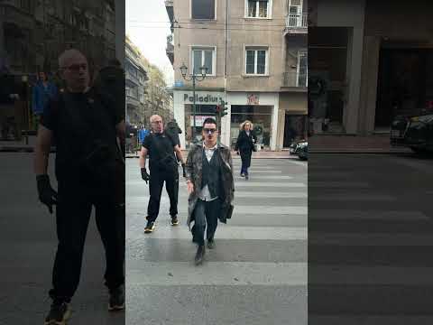 ⬆️ Mult prea scurt! #comedy #dozademagneziu #jurnaleuropean #athens