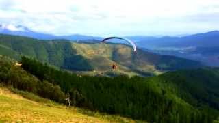 preview picture of video 'beginner paragliding launch'