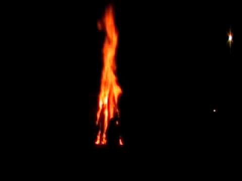 Aricestii Zeletin foc de tabara