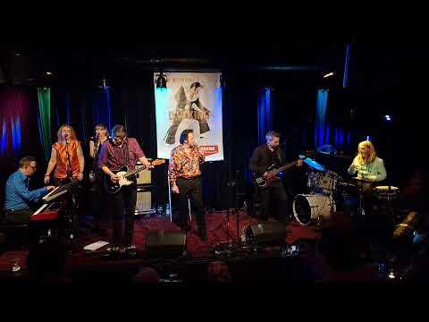 D. W. King & the Cosmic Crooners - "In The Ghetto" LIVE im Steinbruch Duisburg Germany