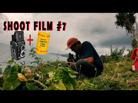 Yashica-B | Kodak Portra 160 - Motret dari grojogan sampai ke pantai