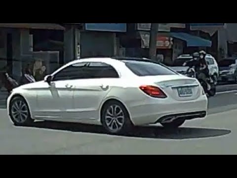 [Vídeo de danos no carro] Um carro que vai direto para um carro que vai direto para o carro (2023.06.19, 2º trecho da estrada Kunikou, distrito de Dasato, cidade de Naka)