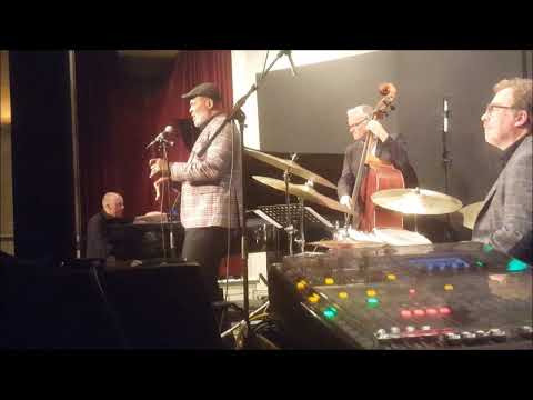 Jazz Trio met zang van Humphrey Campbell @ Azijnfabriek Den Bosch (3)