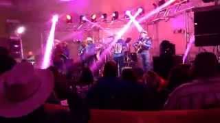 David Lee Garza Y Los Musicalas - Te Quiero, Te Amo - Grandview, Washington - 10/31/2015