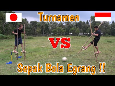 【Seru】Sepak Bola Egrang Indonesia Vs Jepang !!