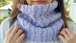 Crochet Wavy Stitch Cowl (Neck Warmer)