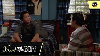 Фрагмент из сериала "Трудности ассимиляции 5 сезон" на английском языке 2017
