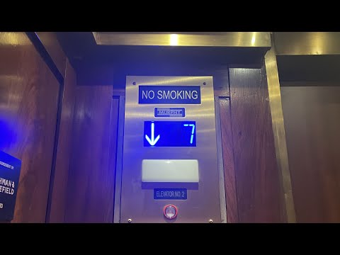 Murphy Traction Modded Elevators (North Bank) at First Trust Center, Louisville, KY