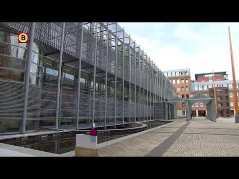 Het Openbaar Ministerie (OM) heeft woensdag bij de rechtbank in Den Bosch celstraffen geëist tege...