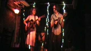 Mandolin Orange, "Easy From Now On" (Emmylou Harris) live @ White Mule