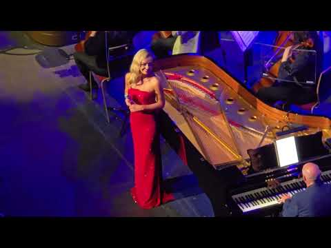 CHRISTMAS AT THE ROYAL ALBERT HALL WITH KATHERINE JENKINS 2024