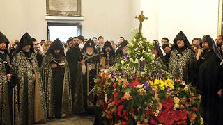 Մայր Տաճարում երեկոյան ժամերգությանը հիշատակվել է Քրիստոսի թաղումը