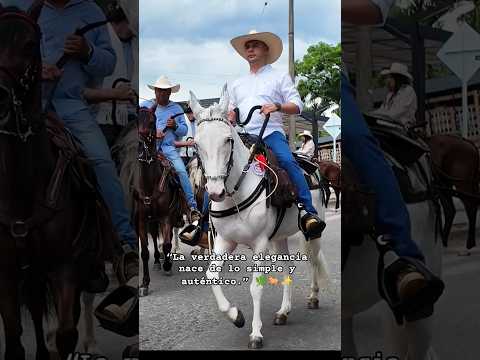 🐎🔥 “Esa Mula Blanca se Roba Todas las Miradas 🇨🇴✨ | The White Mule Steals the Show”