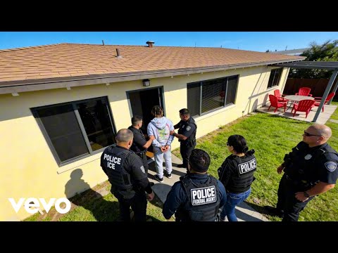 Chronic Law, Slingerz - Informer (Visualizer)