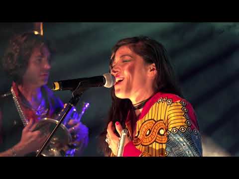 La Caravane Passe - Ringo Oiwake, live feat. Maïa Barouh