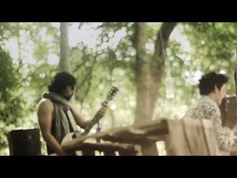 download lagu mp3 mp4 Lirik Seventeen Menemukanmu Mp4, download lagu Lirik Seventeen Menemukanmu Mp4 gratis, unduh video klip Lirik Seventeen Menemukanmu Mp4
