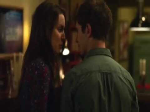 Pretty Little Liars - Spencer flirts with Wren (Part 1) - 02x21