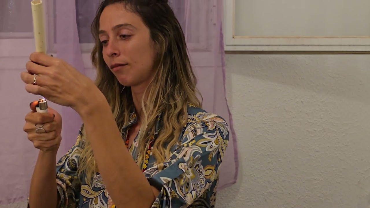 סרטון thumbnail