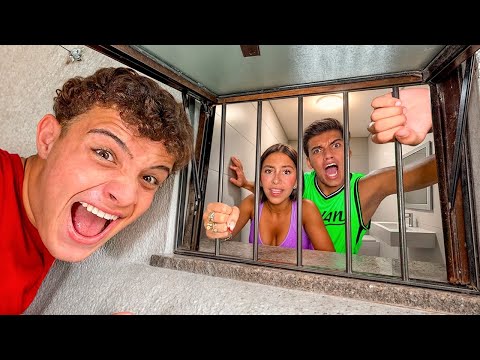 Vini and Fefe are coming back and I can prove it‼️ I locked them in the bathroom but…