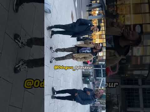 Odogwu on the street on London Teaching people how to speak Igbo (part 1)