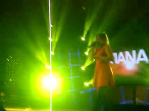 VIVIAN B. from DA BLITZ LIVE @ HALLOWEEN 2013 ENERGIA 90 RADIO COMPANY…