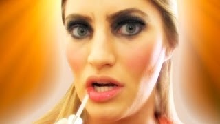 Download lagu KIM KARDASHIAN (No Mirror makeup challenge) | iJustine mp3