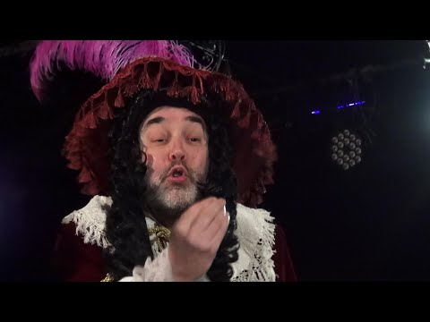 Monsieur Jourdain, riche bourgeois ignorant, marié et d’âge avancé, te 