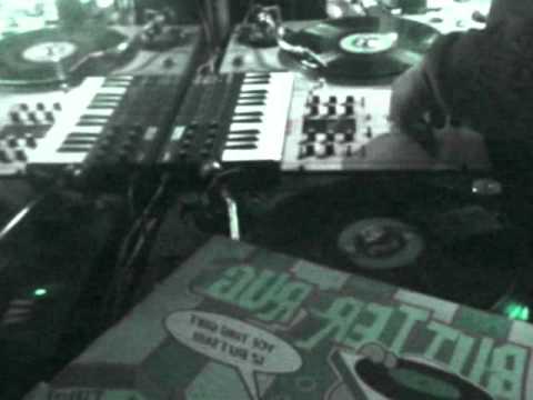 Garnett Silk - Lion Heart In Paris remix