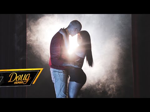 MC Riquellme - Alô Telefonista | DJ KIK PROD. (CLIPE OFICIAL) Doug Filmes